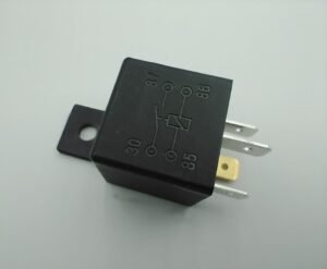 E0825001 Fuel Pump Relay (30A)